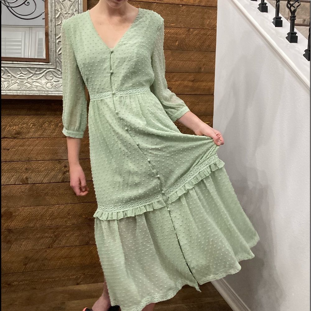Mint Pairie Maxi Dress w/ Trumpet Sleeves